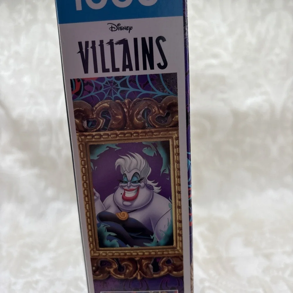 NIB Disney Villains 1000 Piece Puzzle 24×18 Red Barn Ceaco Puzzle